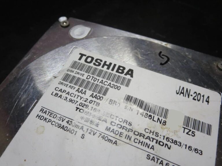 TOSHIBA DT01ACA200（通電しない・認識しない・動作音がしない）からのデータ復旧事例