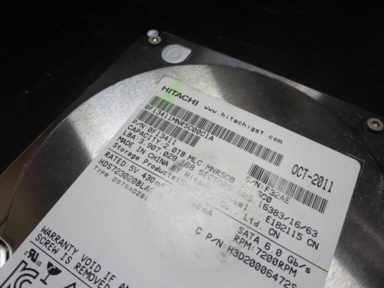 HITACHI HDS723020BLA642（通電しない・認識しない・動作音がしない）からのデータ復旧事例